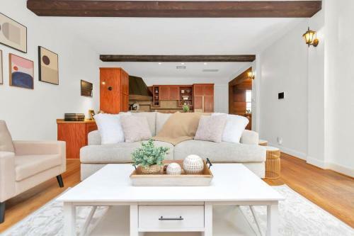 Hostal Montrose Hideaway - Private Guest Suite