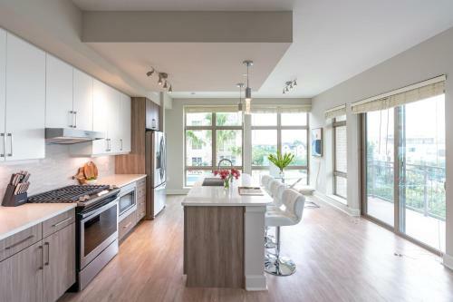 Buffalo Bayou Apartments By Barsala