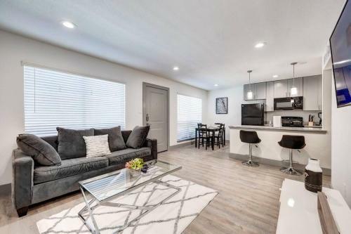 Apartamento Beautiful 1bed/bath Apt W/free Parking &wifi