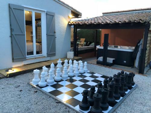 Hostal La Chambre Des Onglous