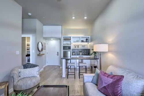 Apartamento Centrally Located San Marcos Unit With Parking!