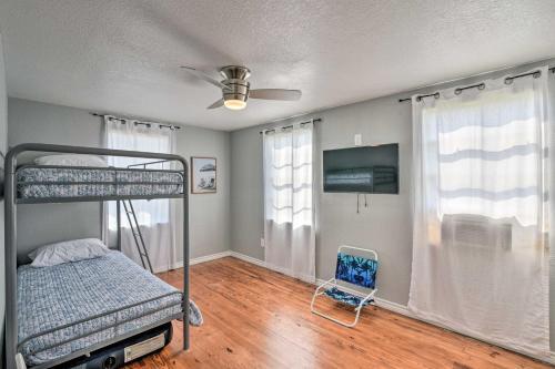 Bright And Breezy Home 4 Blocks To Beach!