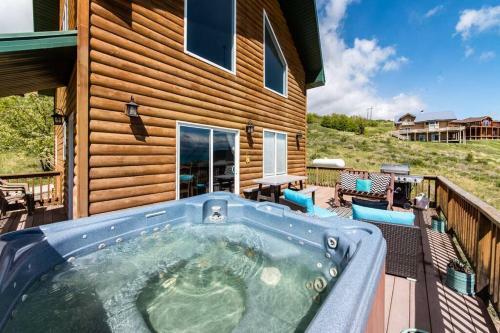 Kat's Kabin - Amazing Views And Accommodations!