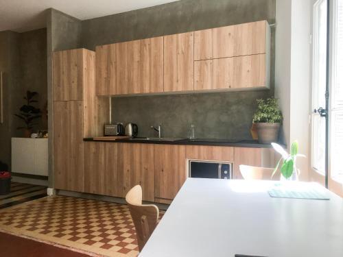 Apartamentos Your Home In Marseille***
