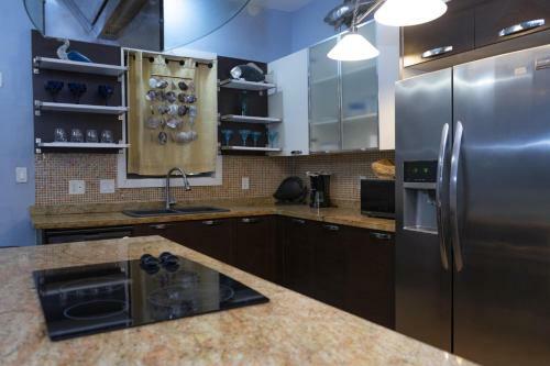 2-level Townhome With Rooftop Patio - Esperanza Villas 4