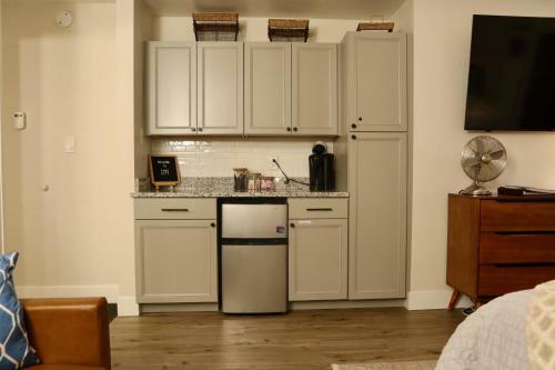 Apartamento Mid-century Gem W/king