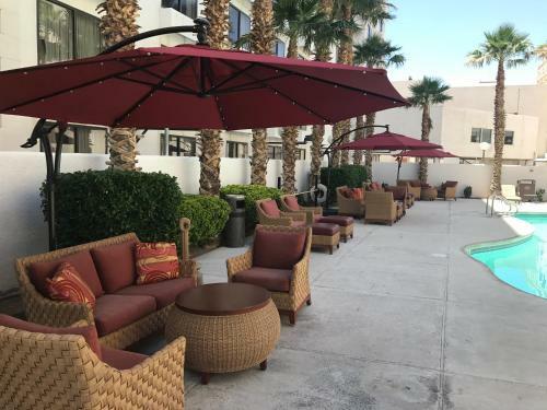 Gold Strike Hotel & Casino
