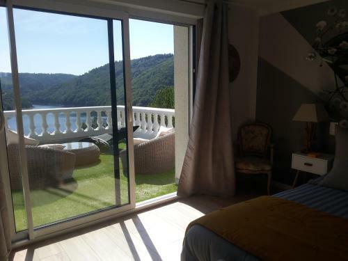 Hostal Ma Villa Au Bord De L'eau