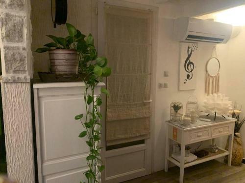 Apartamento T3 Cocooning Dans Copro Fleurie Mer Et Garrigue