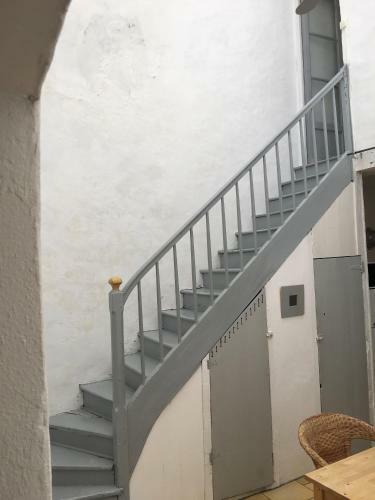 Cosy Medieval Village House Mons�gur