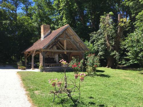 Bed & Breakfast Ch�teau De Montabert