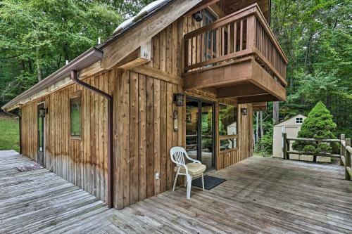 Quiet Max Meadows Cabin, 12 Acres Of Property
