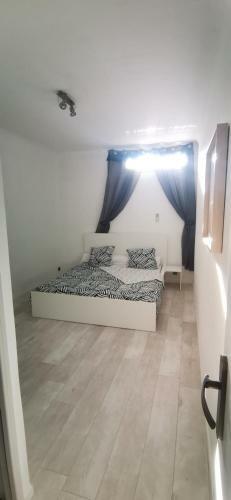 Apartamento Appart Cosy,calme � 2 Pas Du Centre De Montbrison