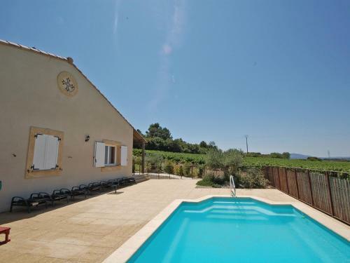 Welcoming Villa With Pool In Montburn-des-corbieres