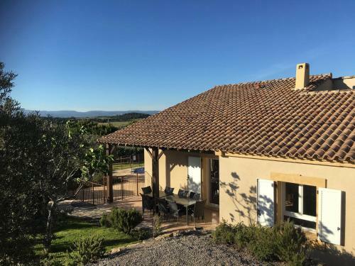 Welcoming Villa With Pool In Montburn-des-corbieres