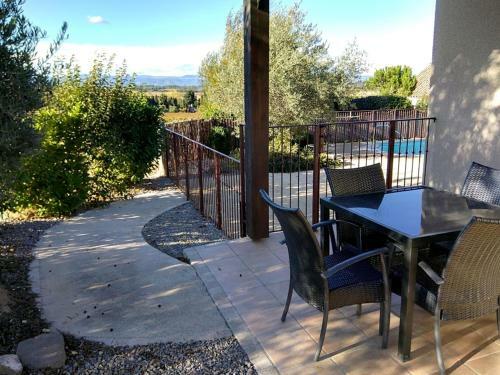 Welcoming Villa With Pool In Montburn-des-corbieres
