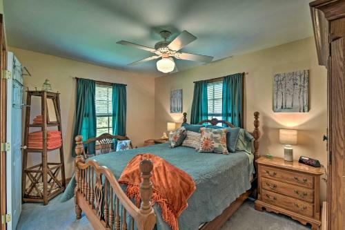 Luxe Waterfront Home Kayak, Canoe, Grill And More!