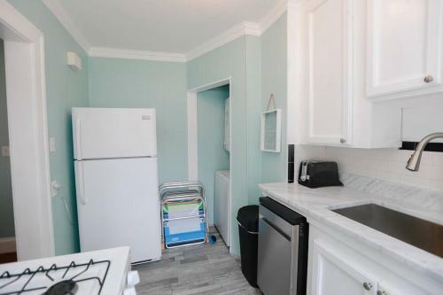 Villa Coastal Getaway At Ocean View Beach