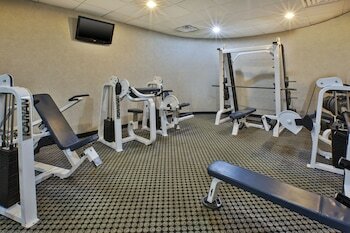 Holiday Inn Express Hotel & Suites - Belleville Area