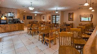 Hotel Summer Bay's Tradition Inn