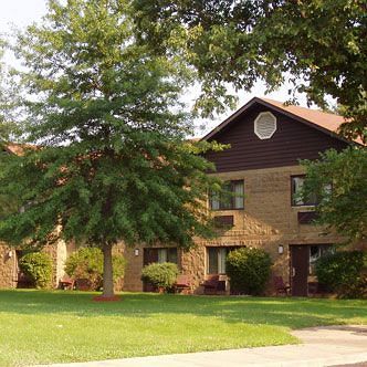 Hotel Summer Bay's Tradition Inn