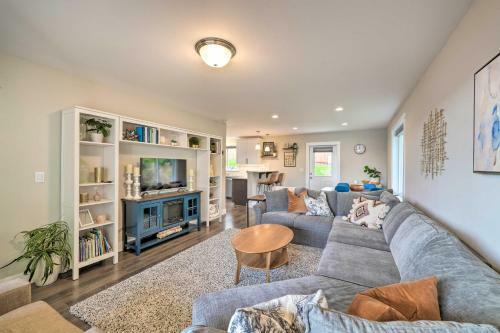 Spacious Whidbey Island Home With Water Views