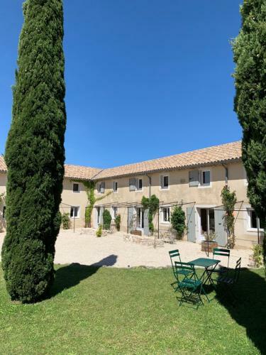 Domaine Du Prieur� Saint-pierre