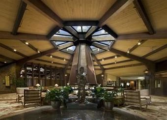 Hotel The Lodge Of Four Seasons