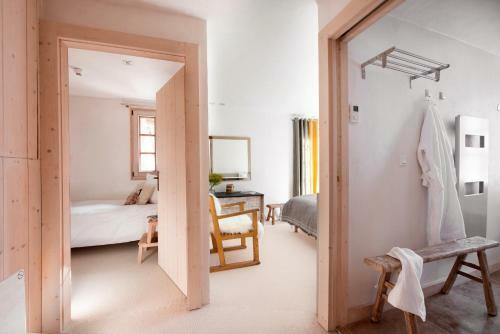 Chalet Debussy - Our Elegant Farmhouse