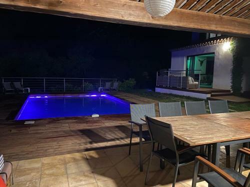 Villa 4 Chambres Studio Piscine