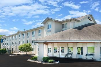Hotel Baymont Inn And Suites Rolla