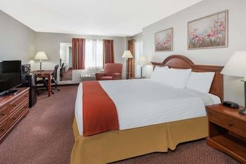 Hotel Baymont Inn And Suites Rolla