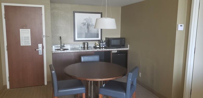 Hotel Doubletree By Hilton St. Louis At Westport