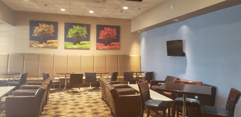 Hotel Doubletree By Hilton St. Louis At Westport