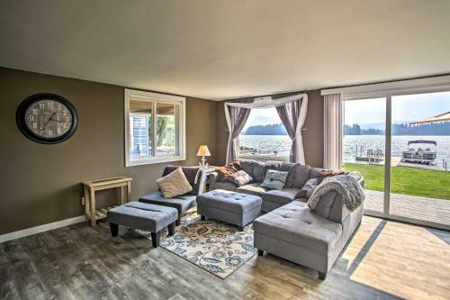 Modern Lake Lawrence Retreat With A Deck And Dock!