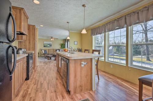 Quiet And Inviting Home With Grill Dogs Welcome!