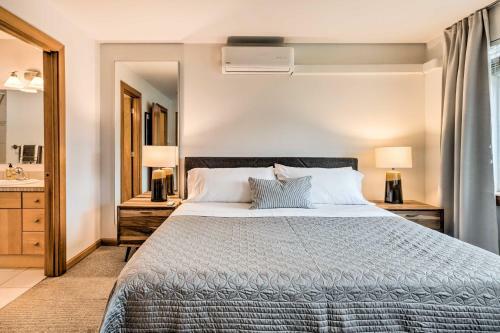 Eclectic Seattle Townhome Less Than 3 Mi To Downtown!