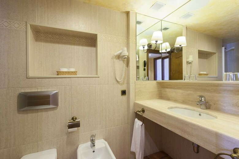 Hotel Vila De Tossa