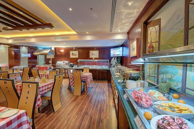 Golden Tulip Deira Hotel