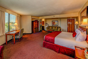 Grand Vista Hotel