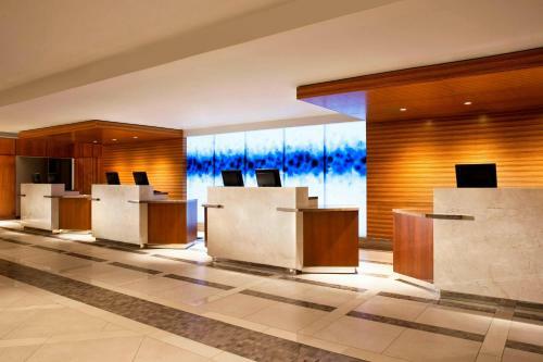 The Westin Crown Center Hotel