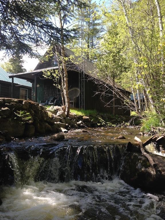 Bulldog Camps & Lodge