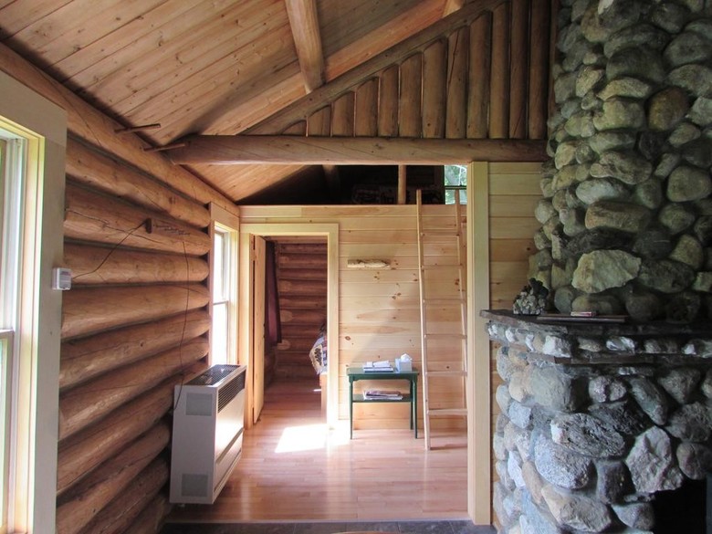 Bulldog Camps & Lodge