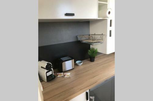 Apartamento Poilus : Studio Neuf Avec Parking