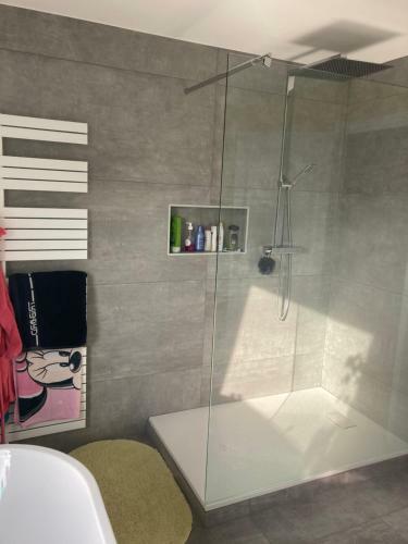 Chambre D H�te Avec Piscine