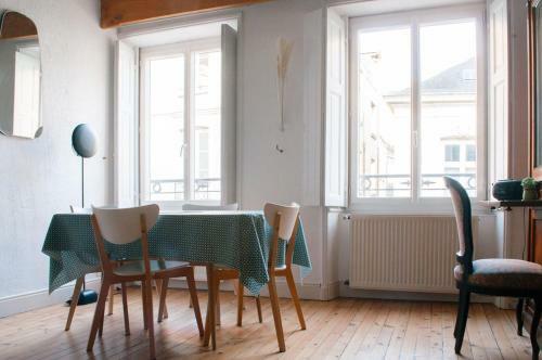 Apartamento Le Pommeraye : Duplex Hyper Centre