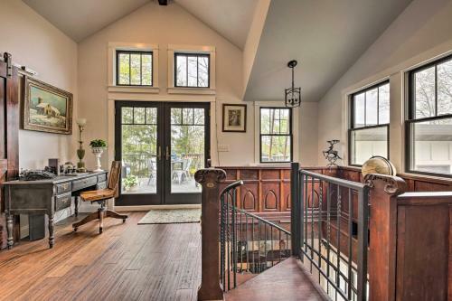 Big Cedar Lake House Views, 100 Ft To Water!