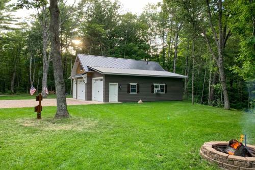 Inviting Anglers Abode With Grill And Rv Hookups