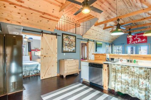 Jump In The Lake Cabin