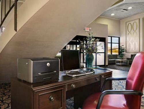 Hotel Norwood Inn & Suites La Crosse